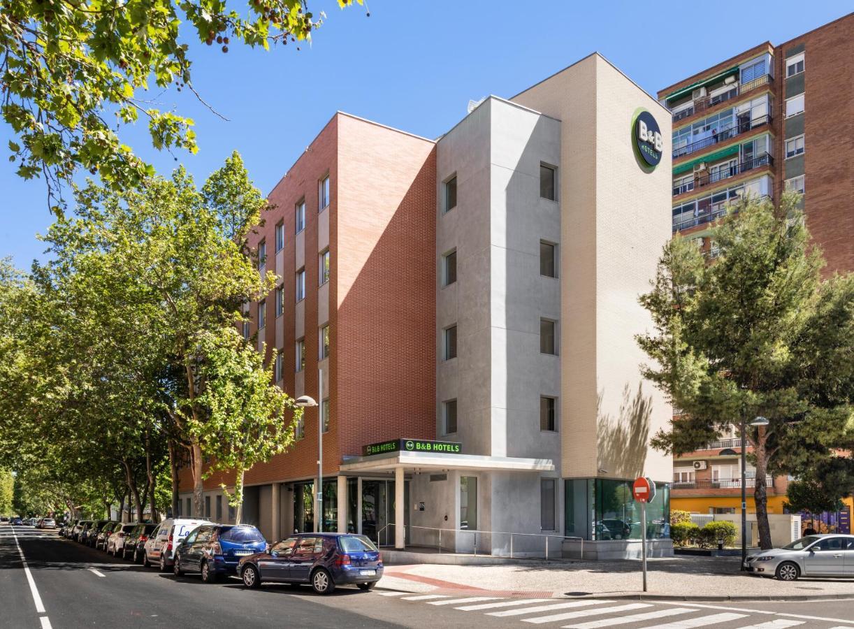 B&B Hotel Zaragoza Plaza Mozart Exterior photo